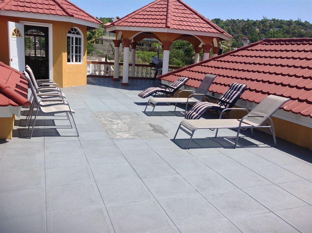 Cazwin Villas Montego Bay Buitenkant foto