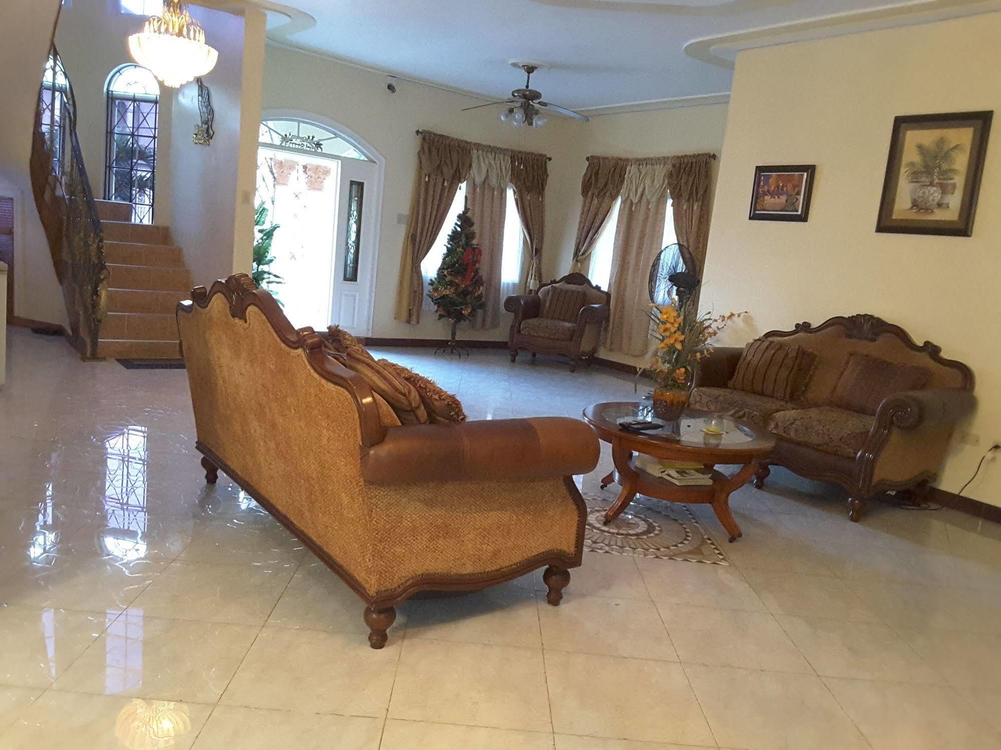 Cazwin Villas Montego Bay Buitenkant foto