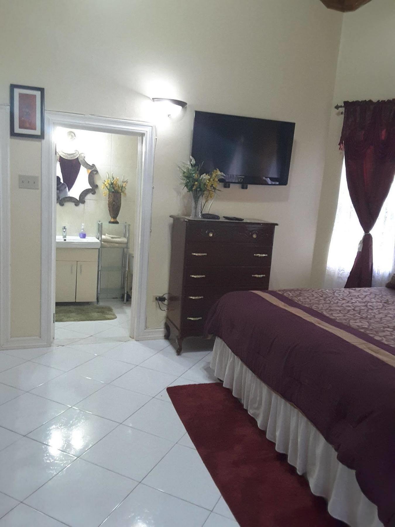 Cazwin Villas Montego Bay Buitenkant foto