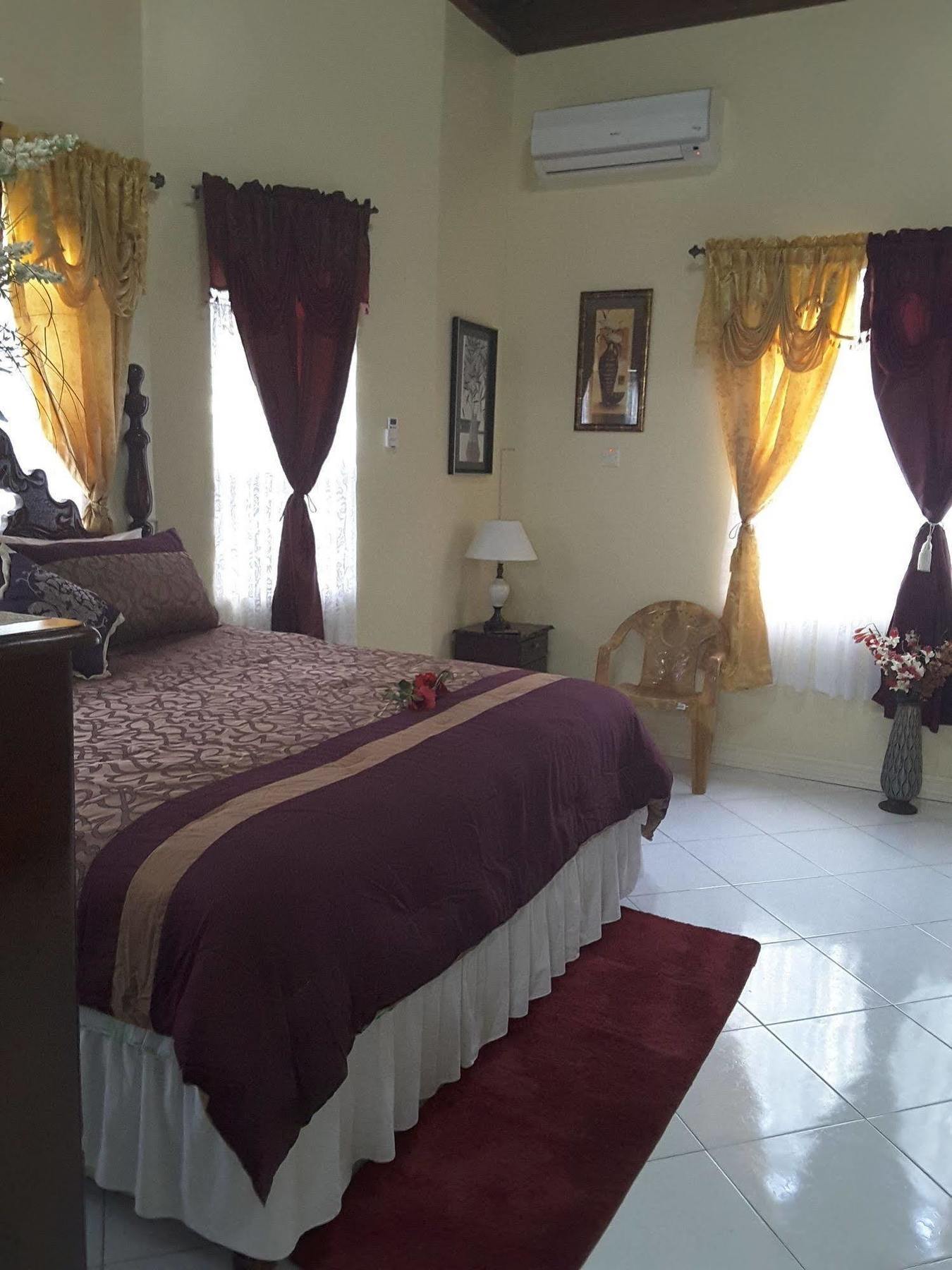 Cazwin Villas Montego Bay Buitenkant foto